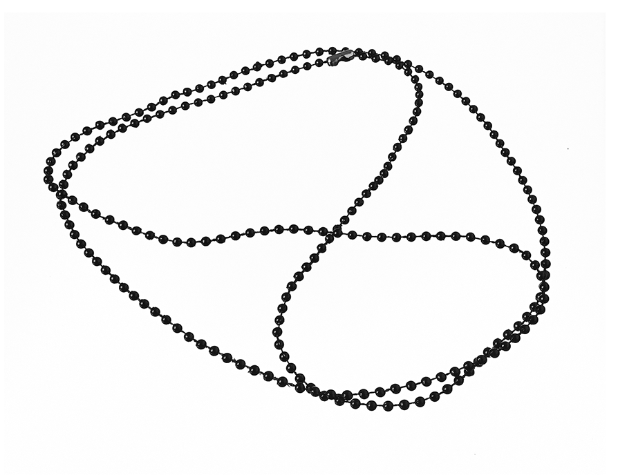 Musta muoviketju lukolla, 76cm